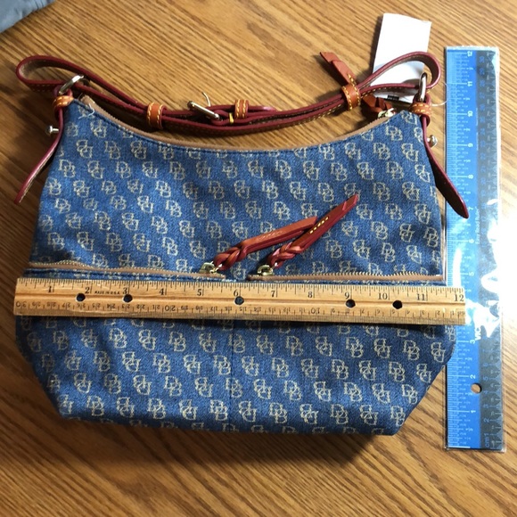 Women’s Dooney & Bourke handbag - Picture 8 of 8